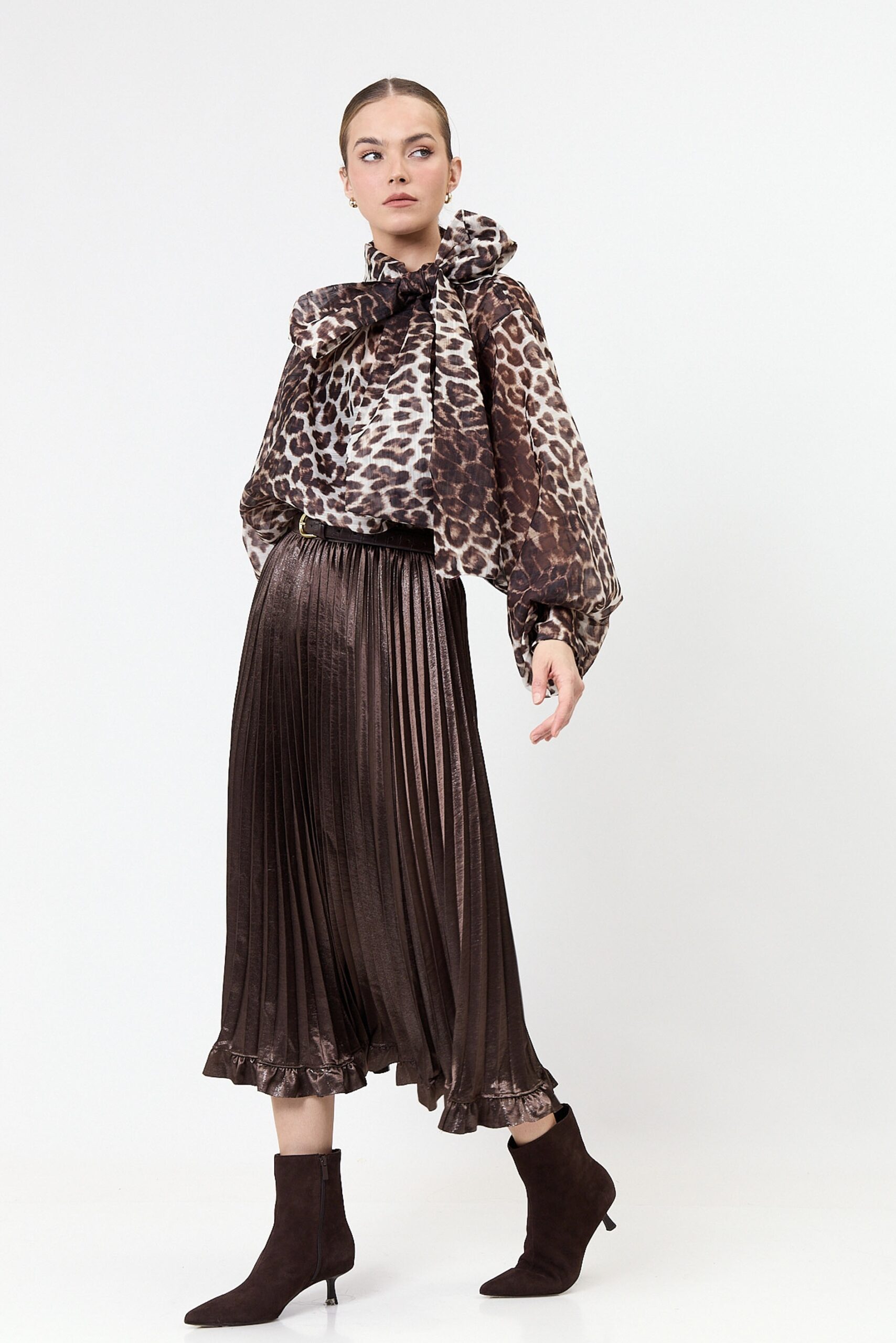 0EC83A14-7AF6-4B0E-B478-5A9001D9E8D5