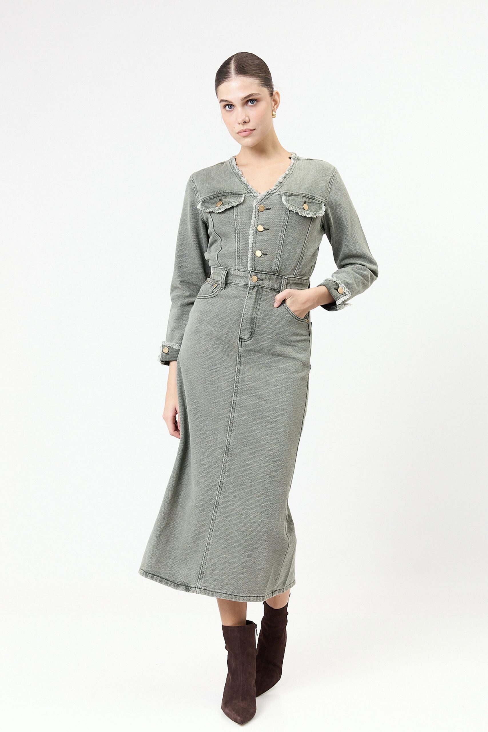 34FABA43-11AB-4F45-9CCA-73C562EA743F