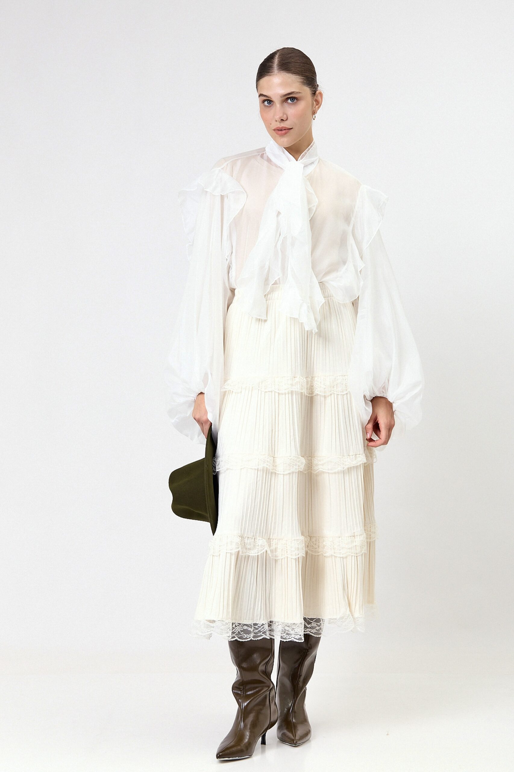 8E37B90B-5BC6-478F-8B3D-CAC9F4B14087